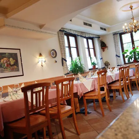 Landgasthof Erber 게스트하우스 3*